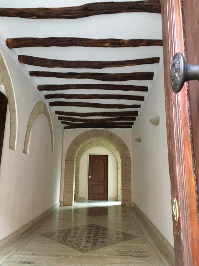 Antico Corso Charme Bed & Breakfast 2*